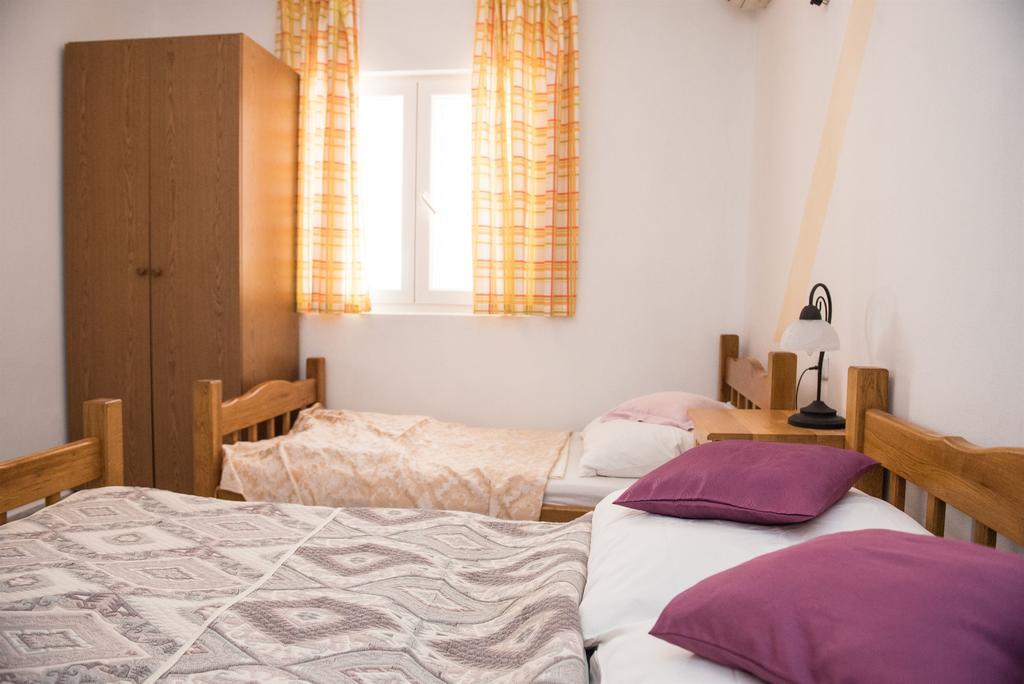 Apartments Ljubica ロゴズニッツァ エクステリア 写真