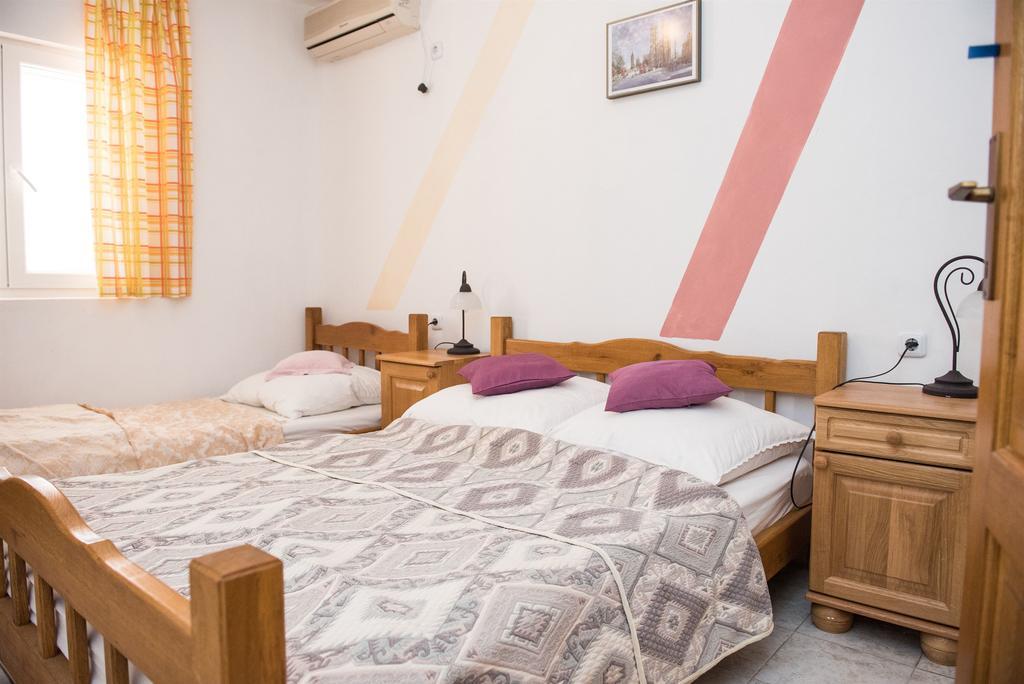 Apartments Ljubica ロゴズニッツァ エクステリア 写真