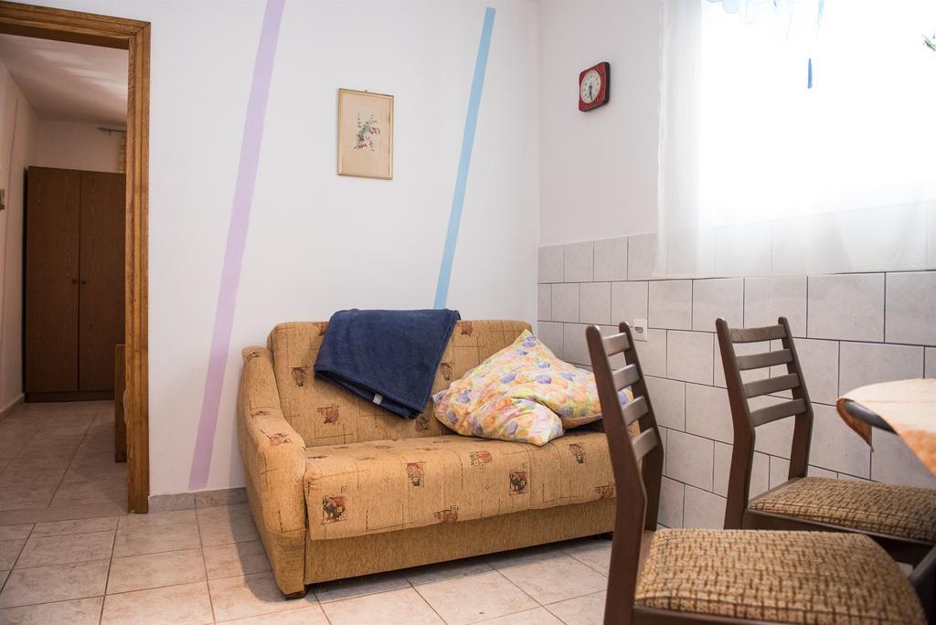 Apartments Ljubica ロゴズニッツァ エクステリア 写真