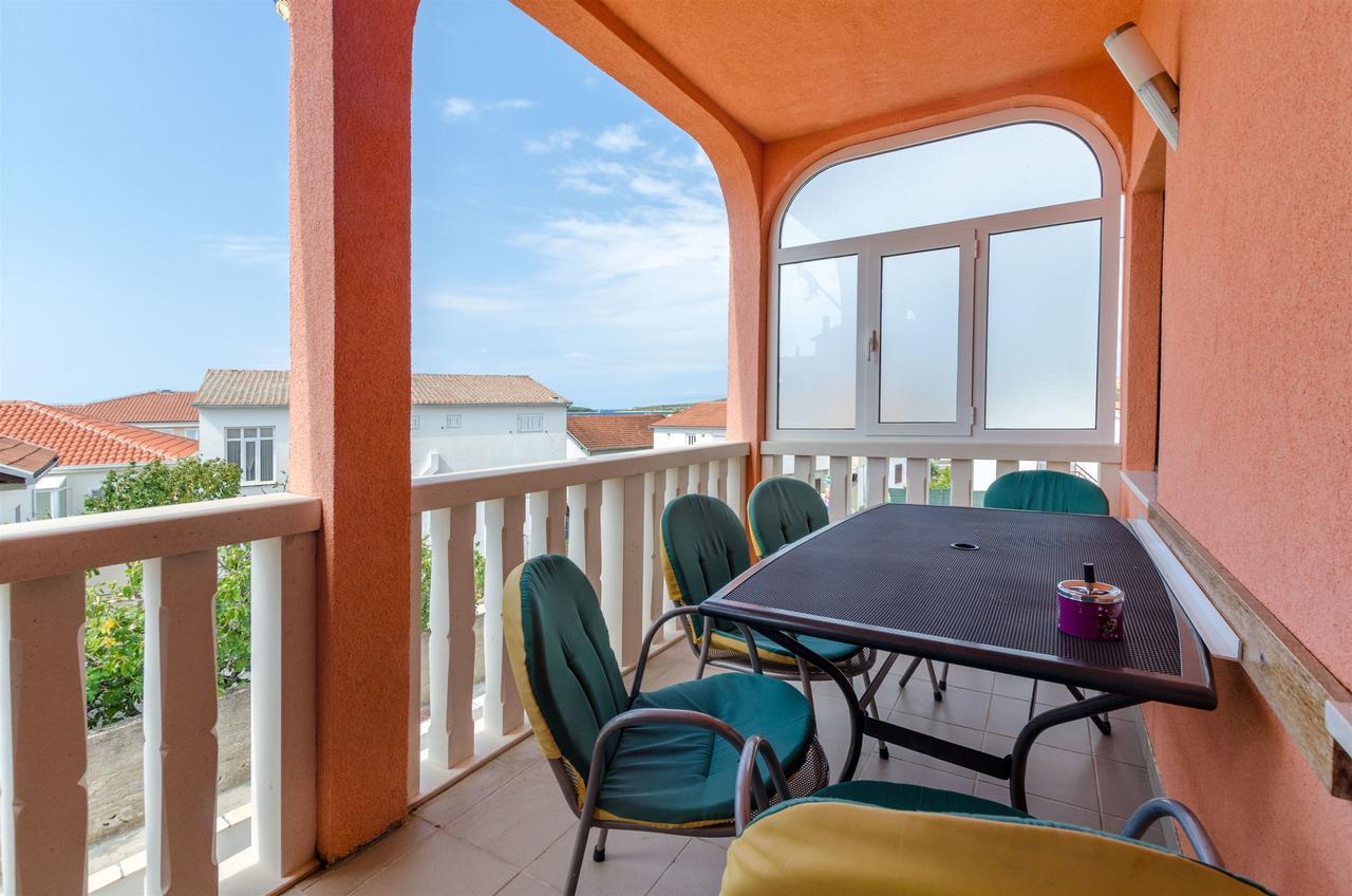 Apartments Ljubica ロゴズニッツァ エクステリア 写真