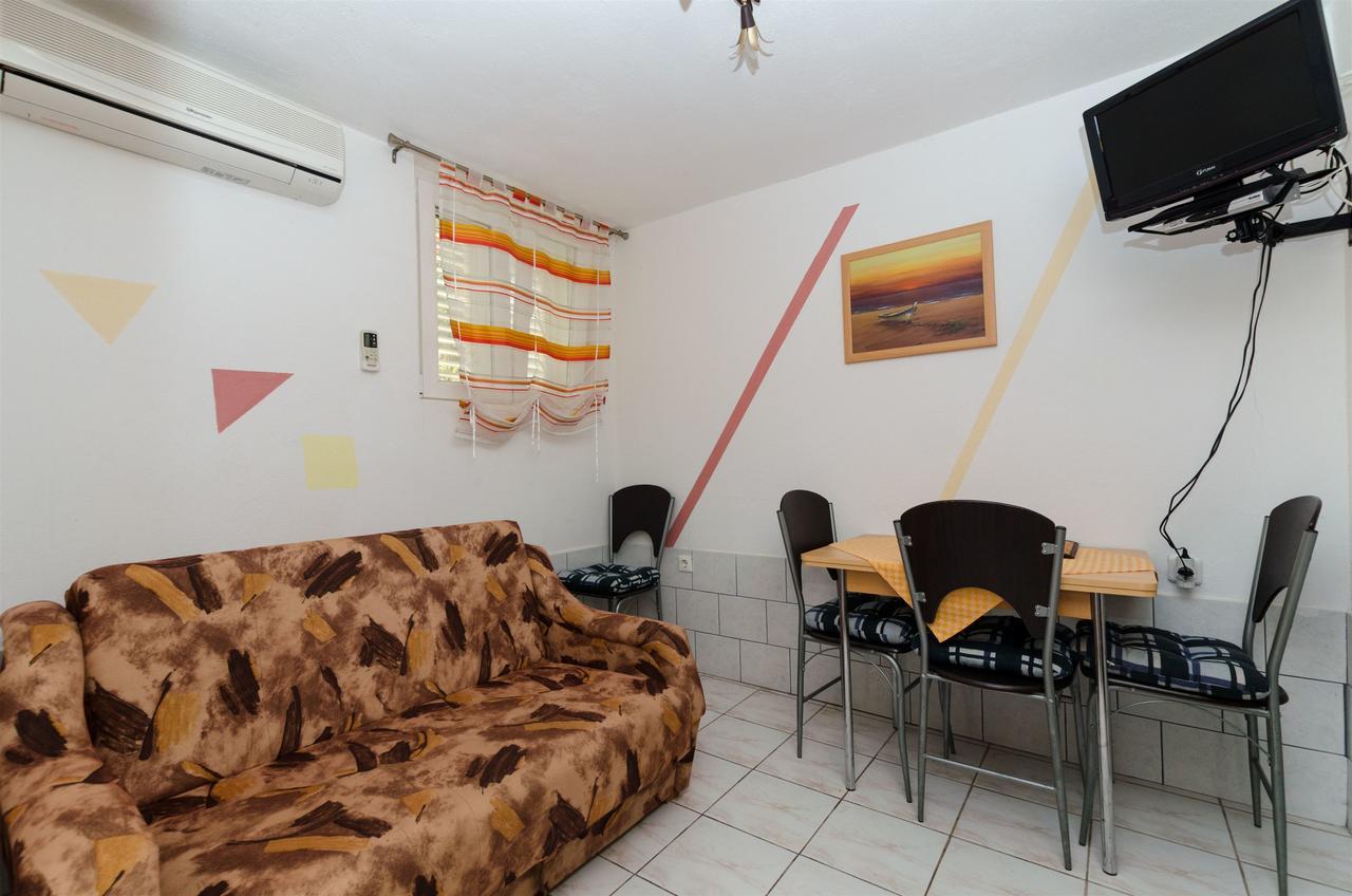 Apartments Ljubica ロゴズニッツァ エクステリア 写真