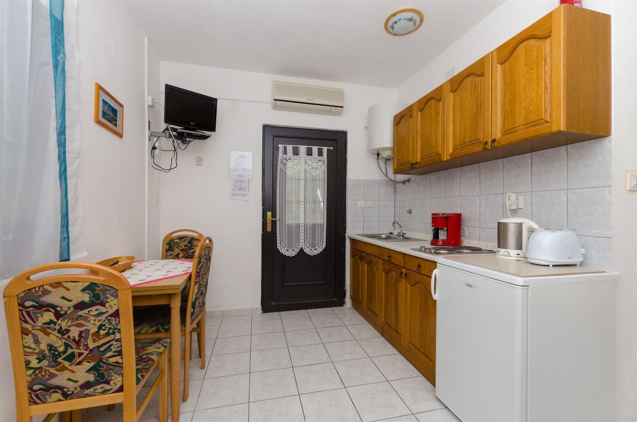 Apartments Ljubica ロゴズニッツァ エクステリア 写真