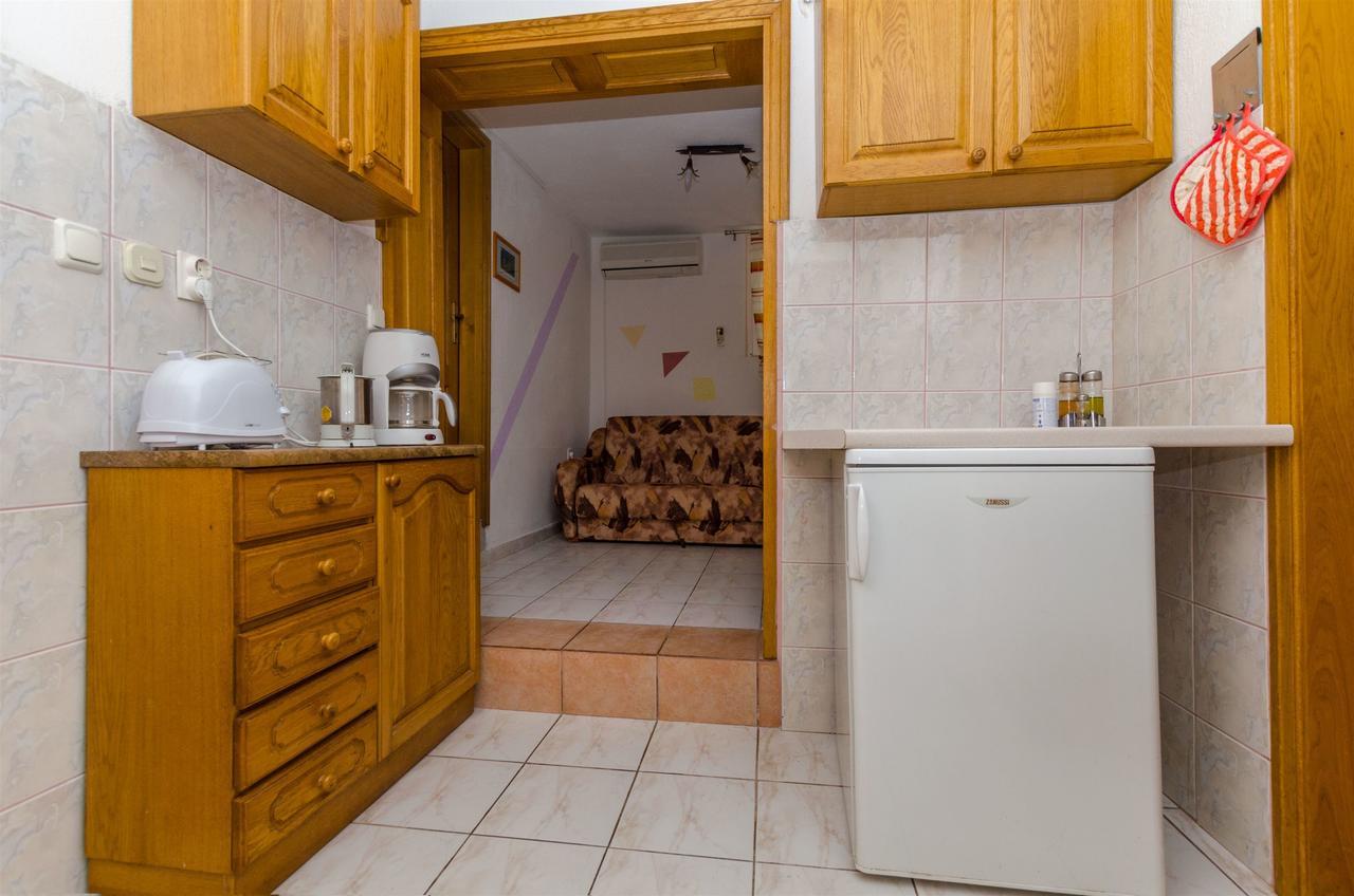 Apartments Ljubica ロゴズニッツァ エクステリア 写真